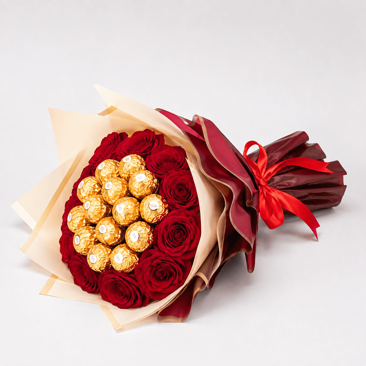 Golden Romance photo 2